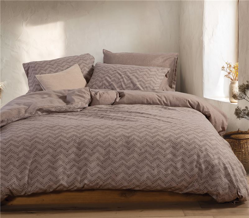 SET ÇARÇAFËSH QUEEN SIZE FANELLATË OTRANDO 240X260