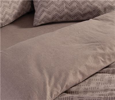 SET ÇARÇAFËSH QUEEN SIZE FANELLATË OTRANDO 240X260 3