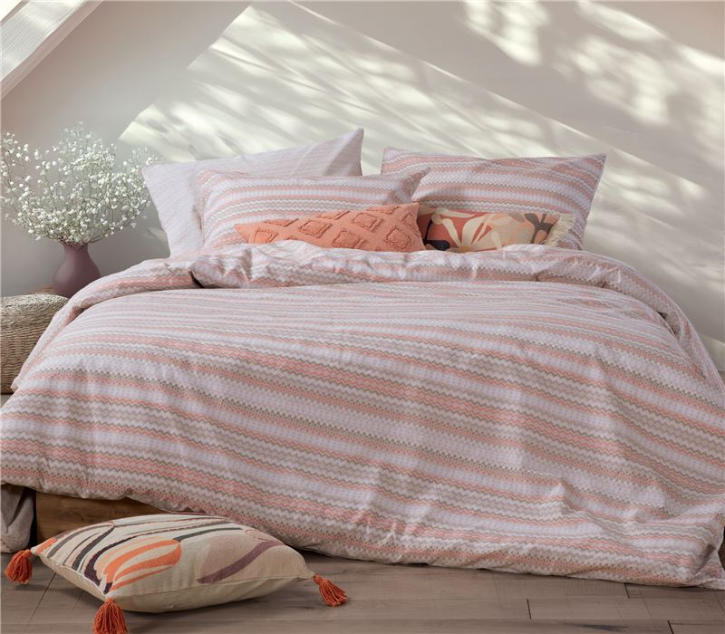 SET ÇARÇAFËSH FLETË QUEEN SIZE QUANTRO 240Χ270